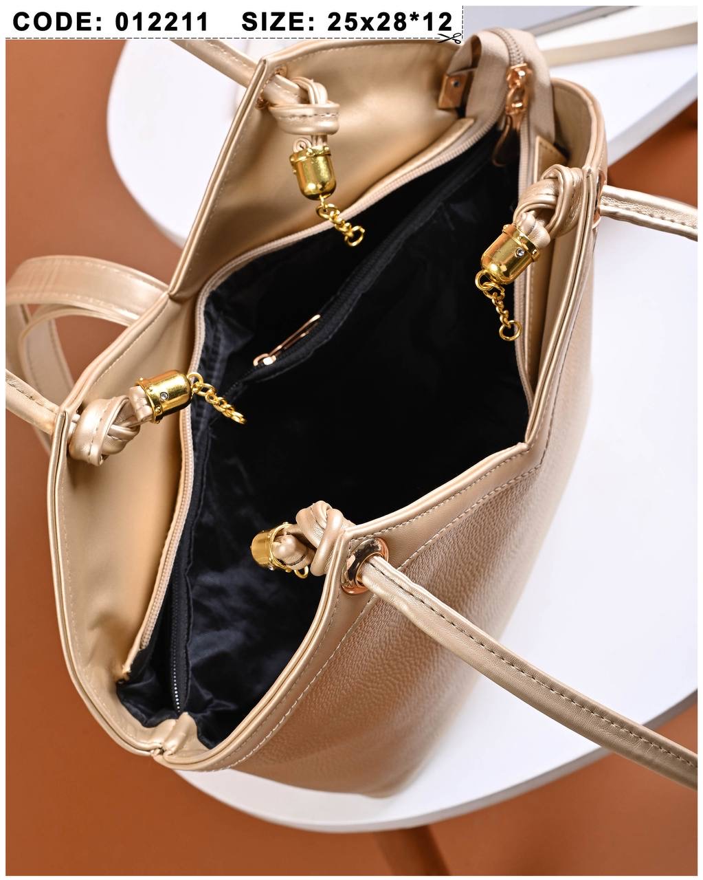 /public/uploads/photos/shares/Suzy bags/IMG_3321.jpeg